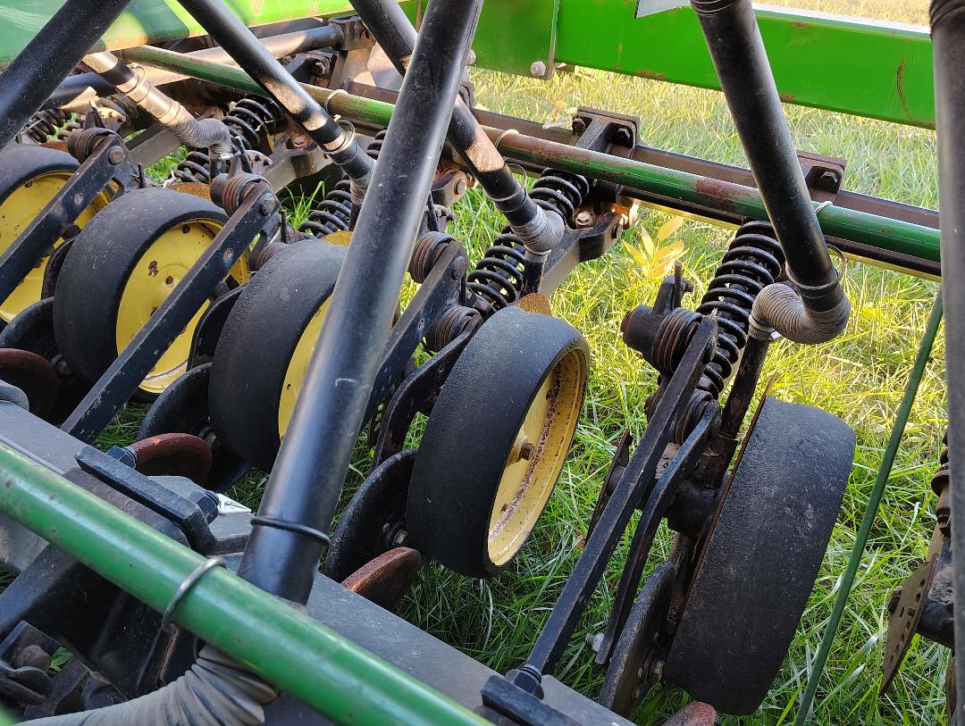 1992 JOHN DEERE 750 Grain Drills - Image 24